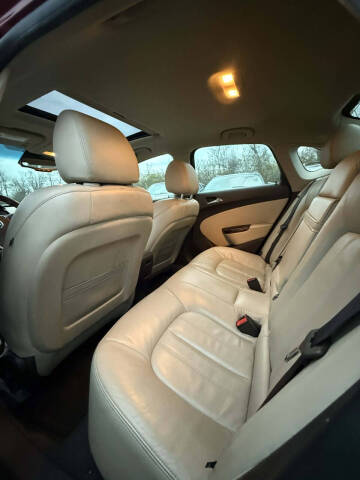 2012 Buick Verano Leather Group