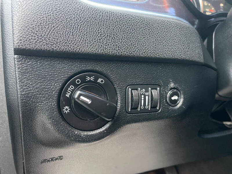 2018 Dodge Charger SXT