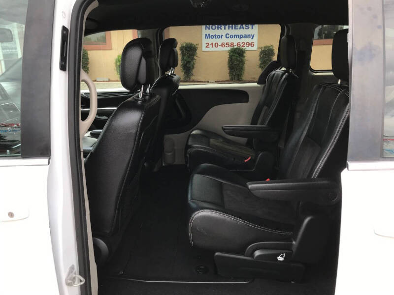 2020 Dodge Grand Caravan SXT