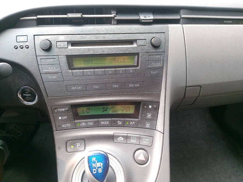 2011 Toyota Prius Two