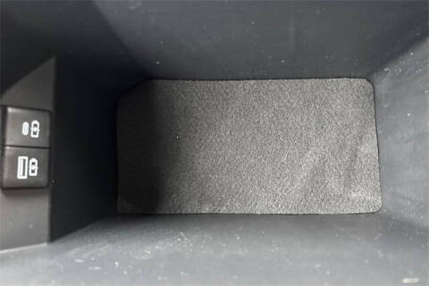 2021 Toyota Camry Hybrid XLE