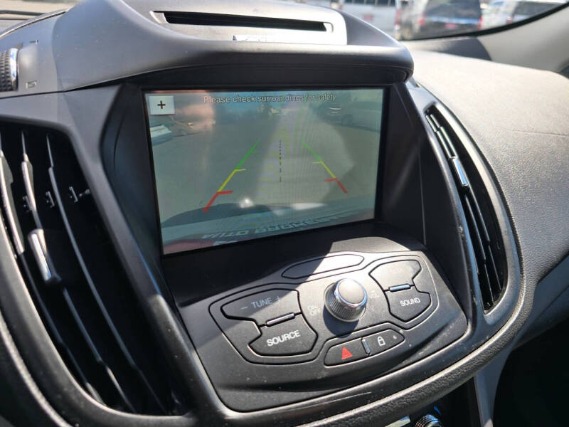 2016 Ford Escape SE