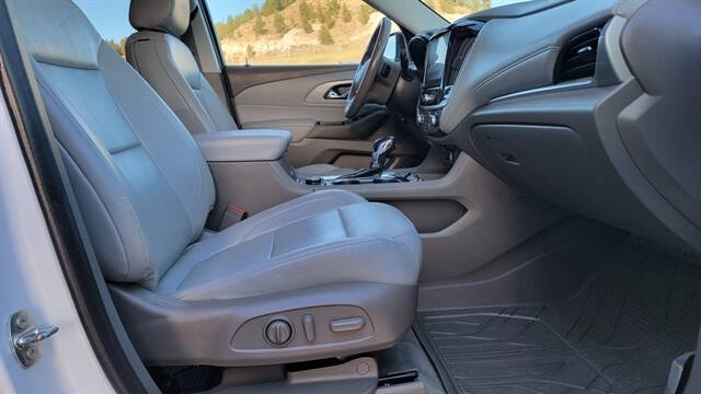 2021 Chevrolet Traverse LT Leather