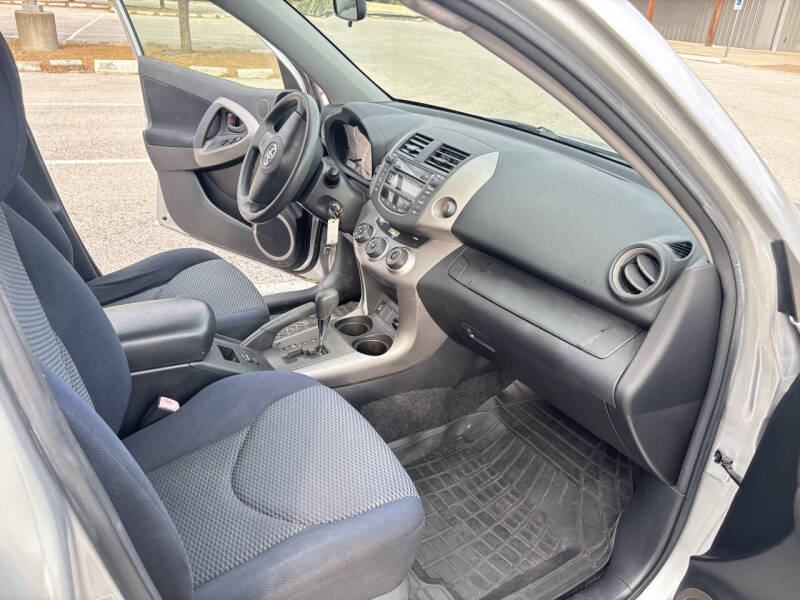 2007 Toyota RAV4 Sport