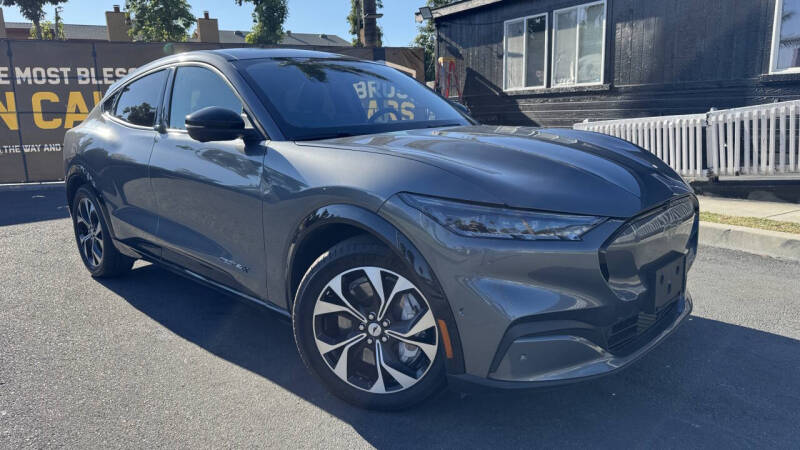 2023 Ford Mustang Mach-E Premium