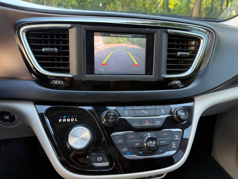 2018 Chrysler Pacifica Touring Plus