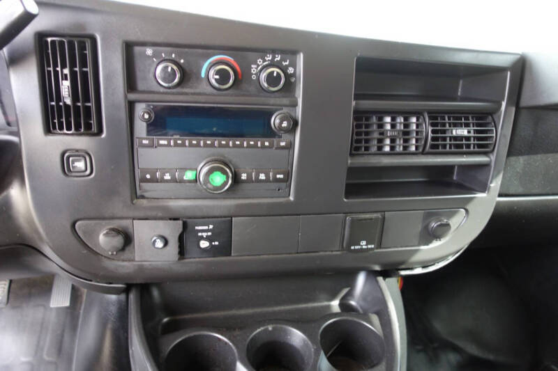 2016 GMC Savana 2500