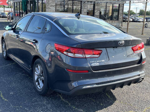 2019 Kia Optima LX