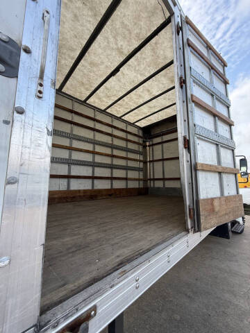 2018 International DuraStar 4300