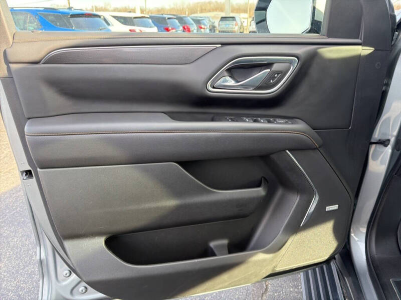 2023 GMC Yukon XL AT4