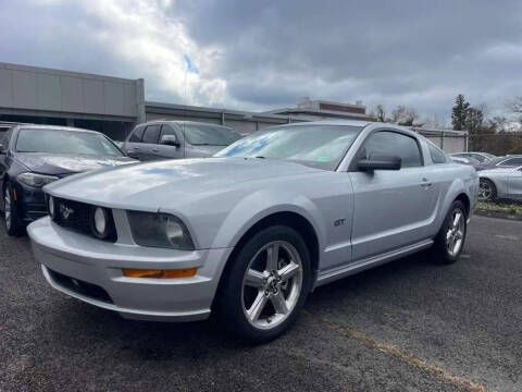 2007 Ford Mustang GT Deluxe