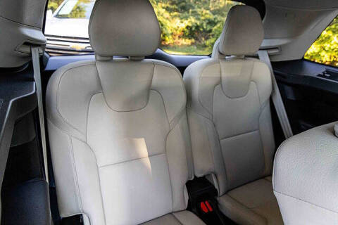 2024 Volvo XC90 B5 Plus Bright Theme
