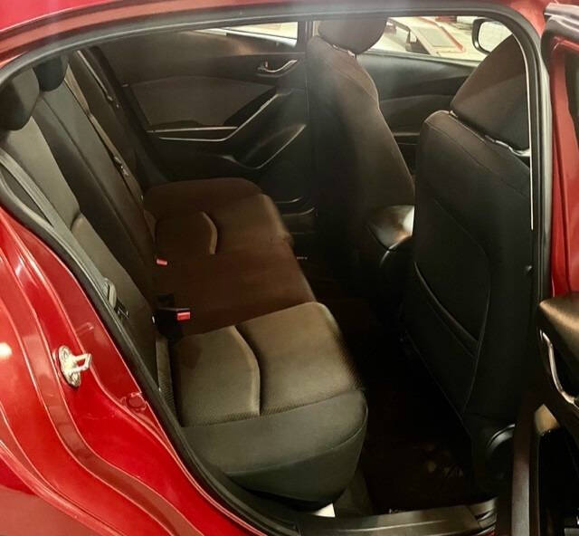 2017 Mazda MAZDA3 Sport