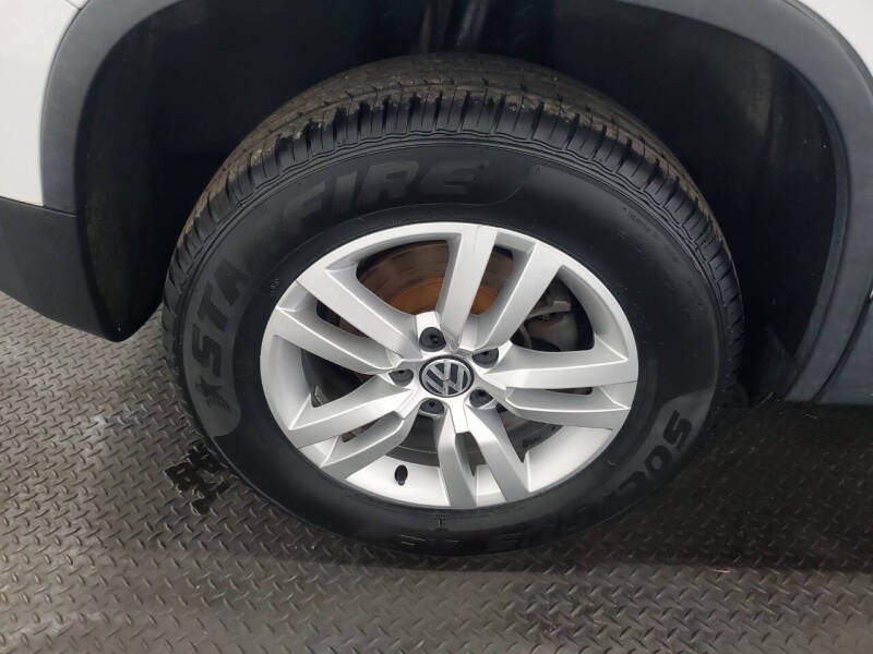 2016 Volkswagen Tiguan 2.0T SE