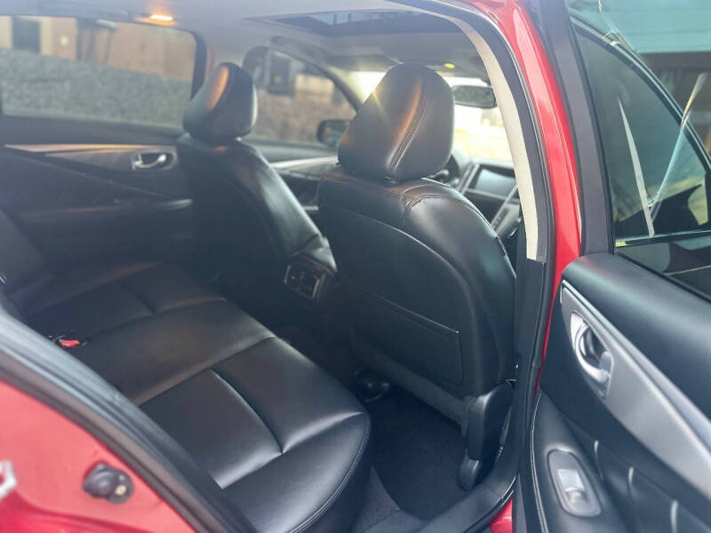 2014 Infiniti Q50 Premium