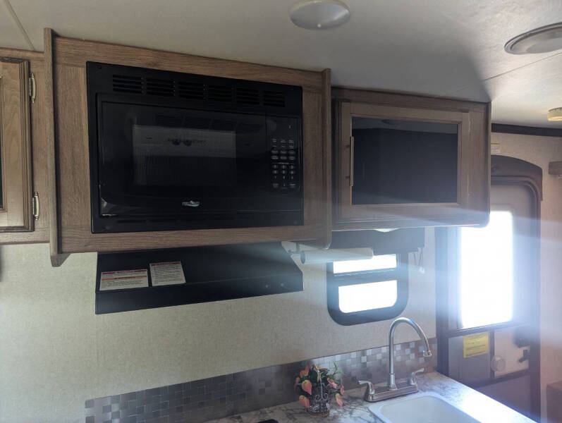 2018 Jayco Jay Feather X17Z / 18ft