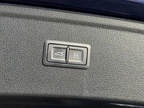 2022 Audi Q5 quattro S line Premium 45 TFSI