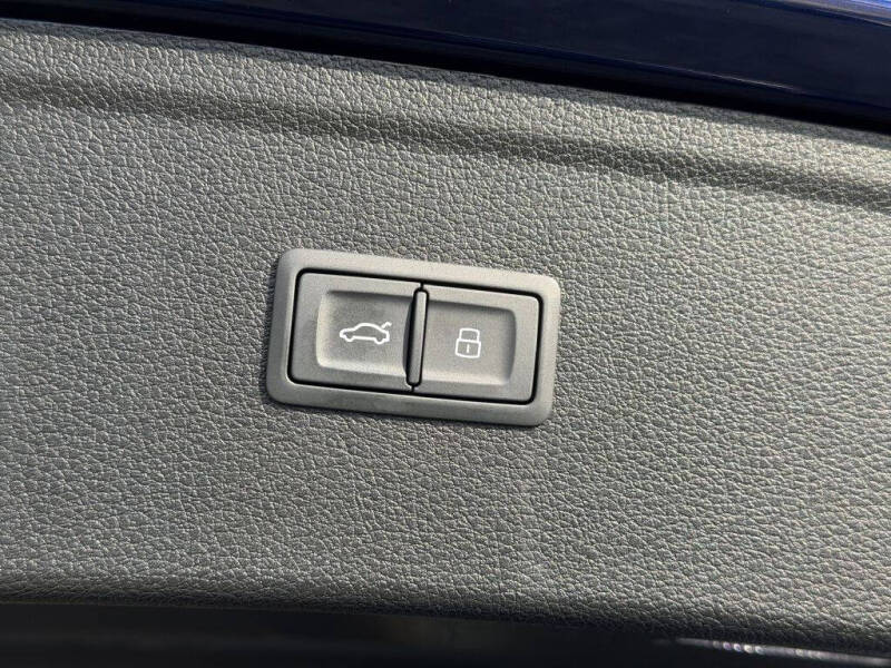 2022 Audi Q5 quattro S line Premium 45 TFSI