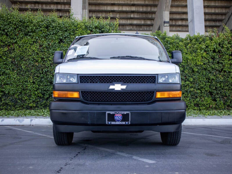 2022 Chevrolet Express 2500