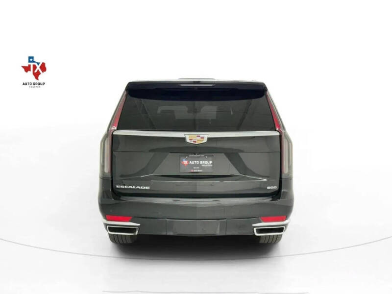 2023 Cadillac Escalade ESV Luxury