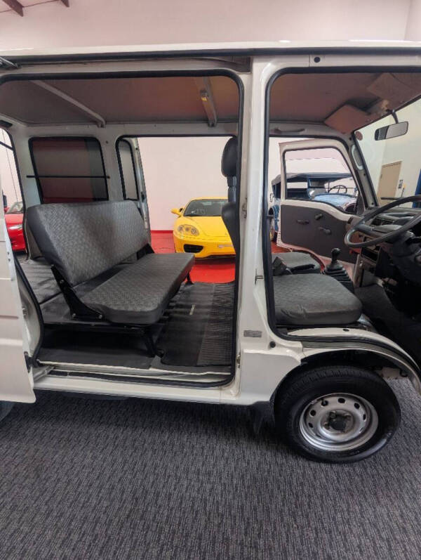 1996 Subaru Sambar