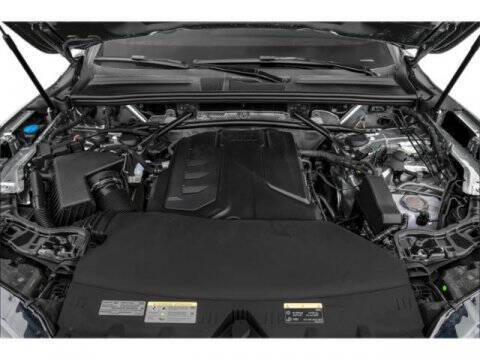 2025 Audi Q5 quattro Premium TFSI