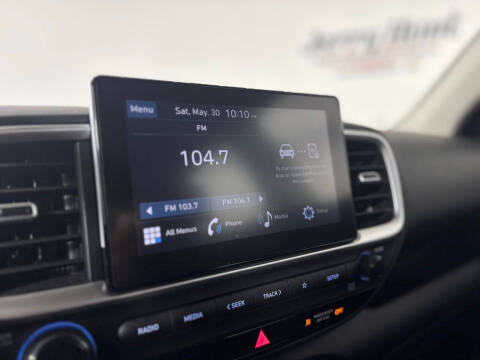 2023 Hyundai Venue SEL