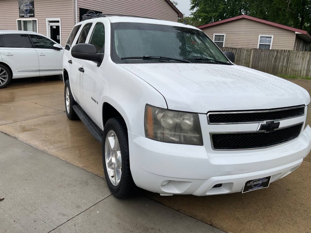 2007 Chevrolet Tahoe for sale at Auto Connection in Waterloo, IA