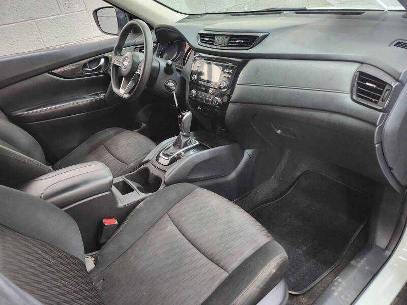 2017 Nissan Rogue