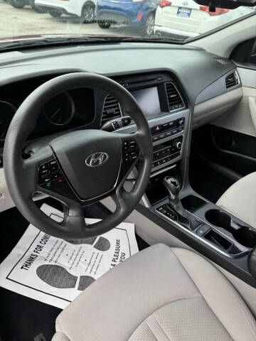 2016 Hyundai Sonata SE