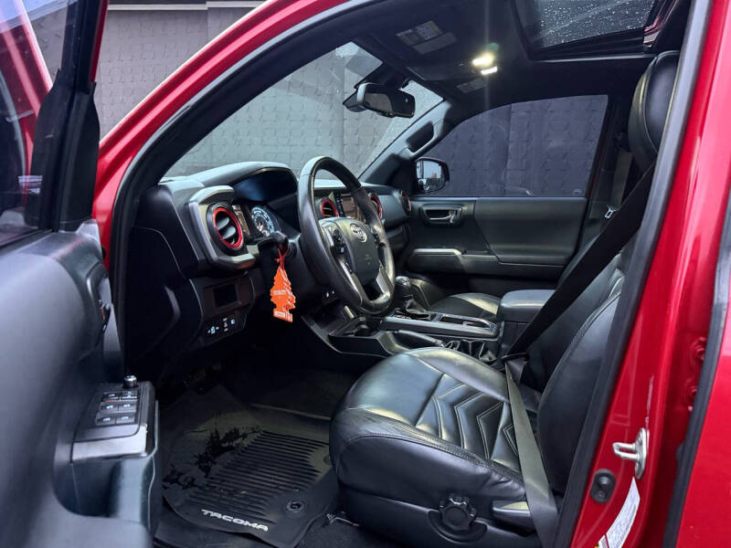 2018 Toyota Tacoma TRD Sport