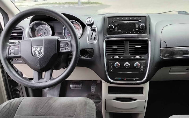 2012 RAM C/V