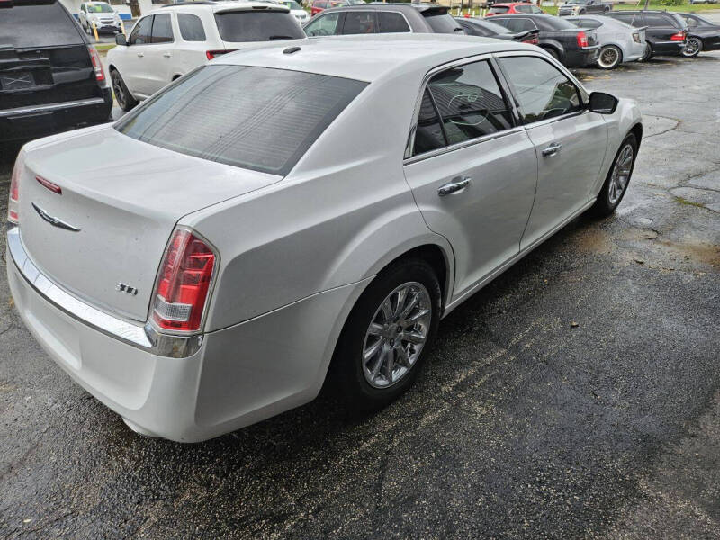 2012 Chrysler 300 Limited