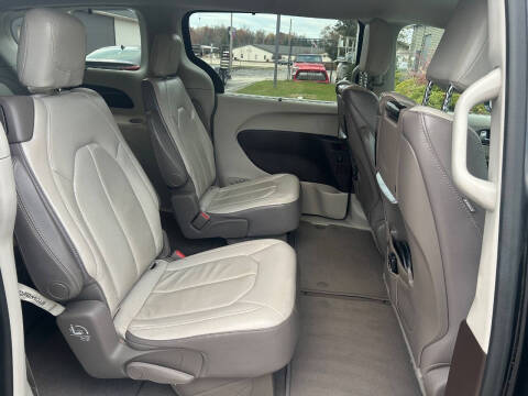 2018 Chrysler Pacifica Touring L Plus