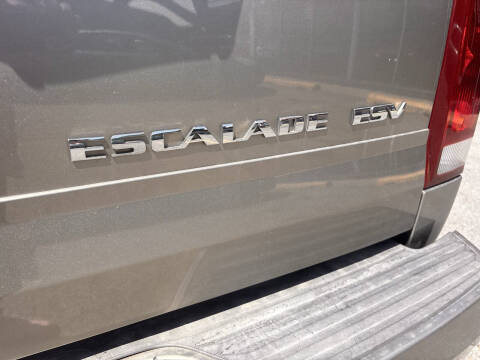 2003 Cadillac Escalade ESV