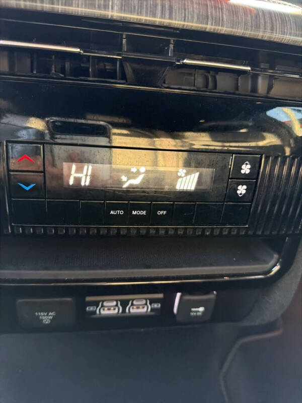 2023 Jeep Wagoneer L Series II