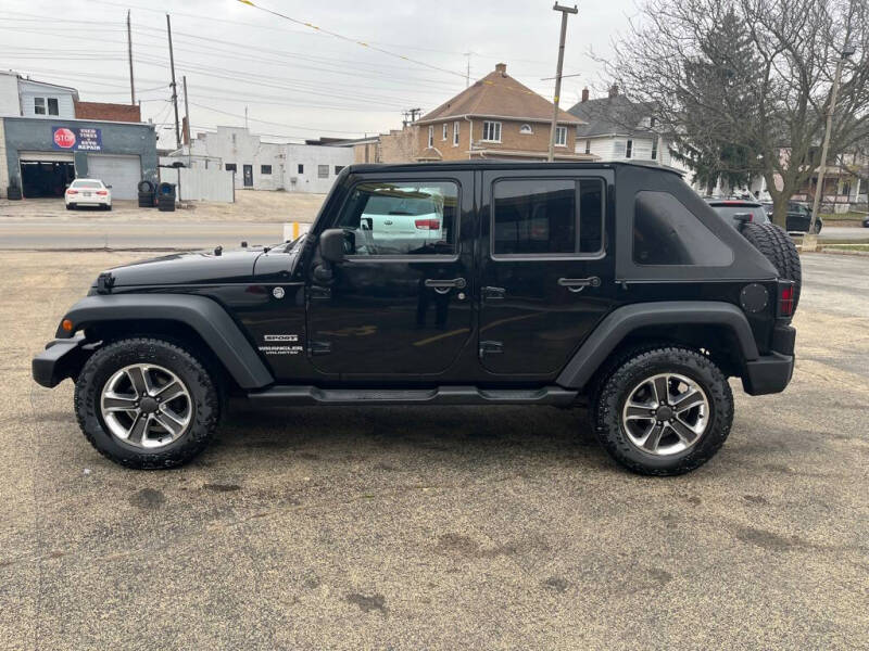 2012 Jeep Wrangler Unlimited Sport photo 2