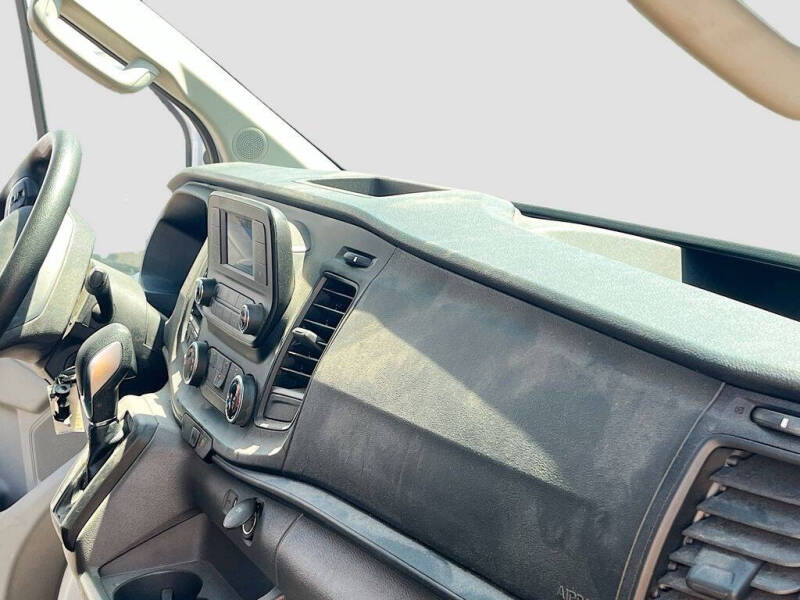 2025 Ford Transit