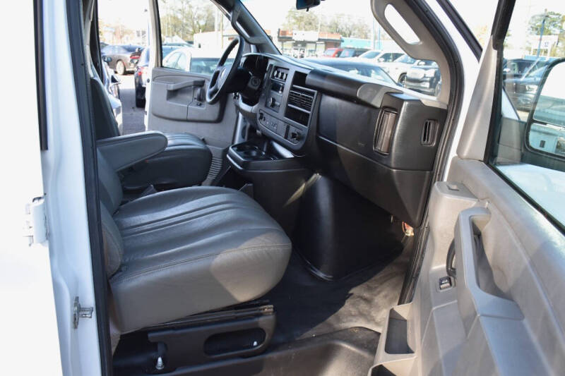 2018 Chevrolet Express 2500