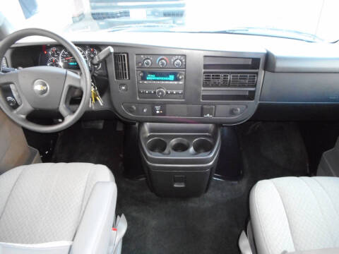 2017 Chevrolet Express LT 3500