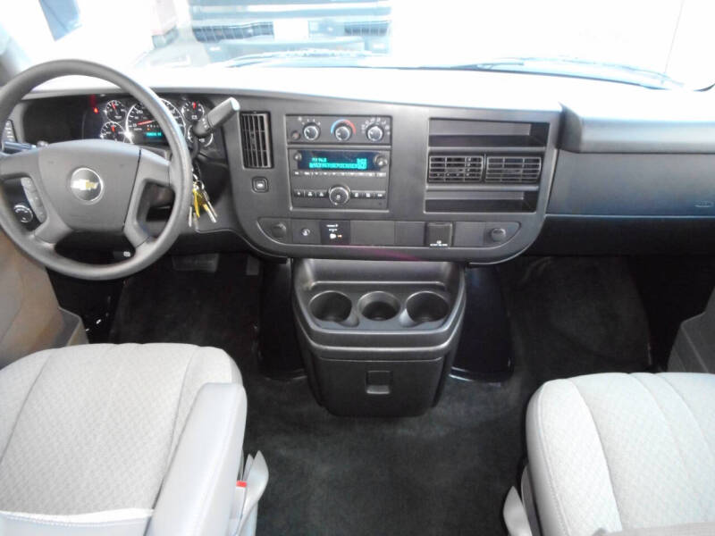 2017 Chevrolet Express LT 3500