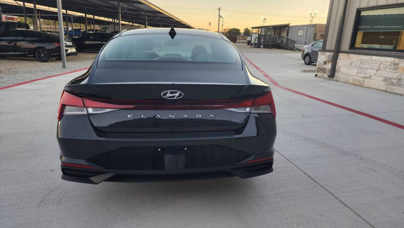 2023 Hyundai Elantra