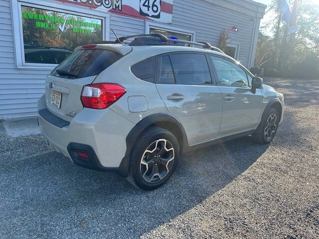 2014 Subaru XV Crosstrek Premium photo 6