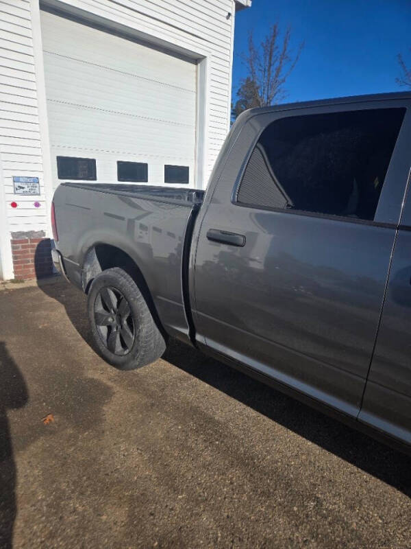 2012 RAM 1500 ST