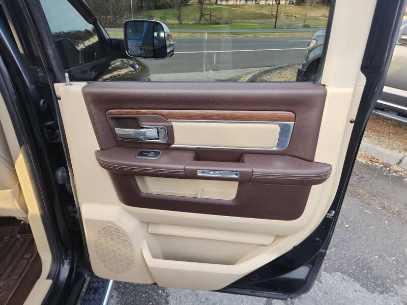 2013 RAM 1500 Laramie