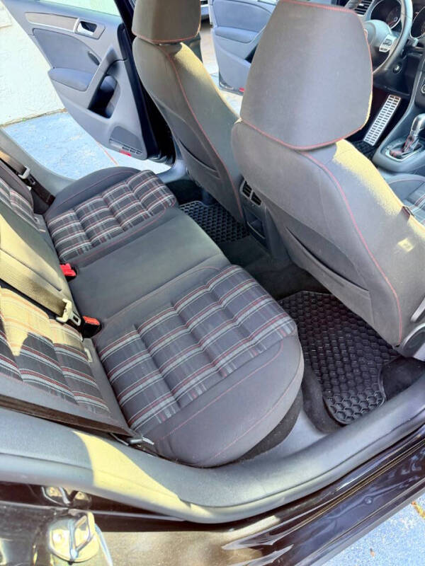 2012 Volkswagen GTI Base PZEV