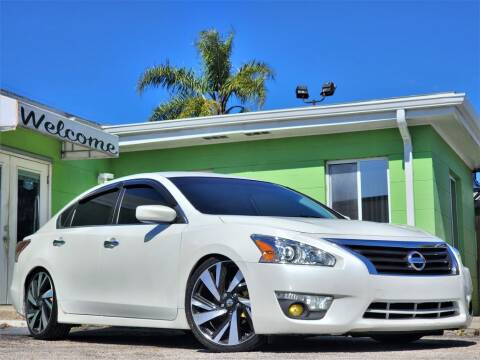 2014 Nissan Altima for sale at Caesars Auto Sales in Longwood FL