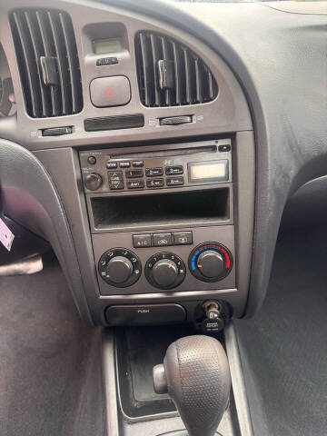 2005 Hyundai Elantra GLS
