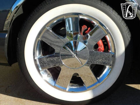 2003 Ford Thunderbird