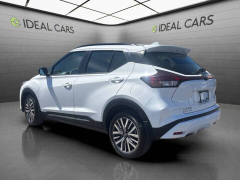 2024 Nissan Kicks SR